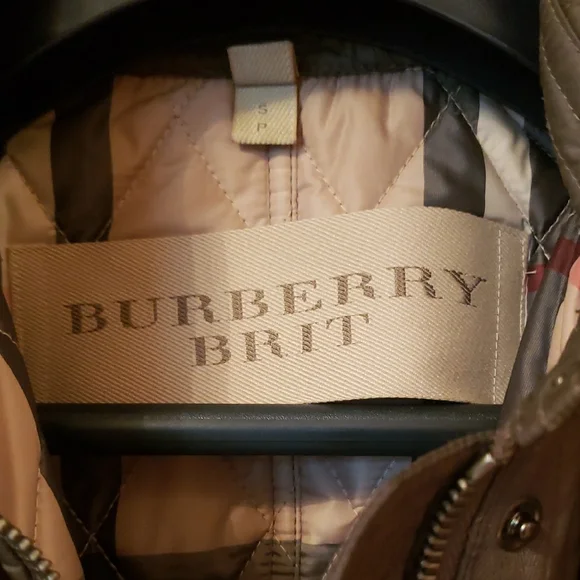 Burberry Quilted Long Puffer Coat in Taupe Gray - Picture 2 of 16